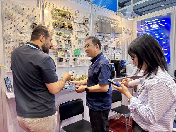 1756799393103228.png 8.png